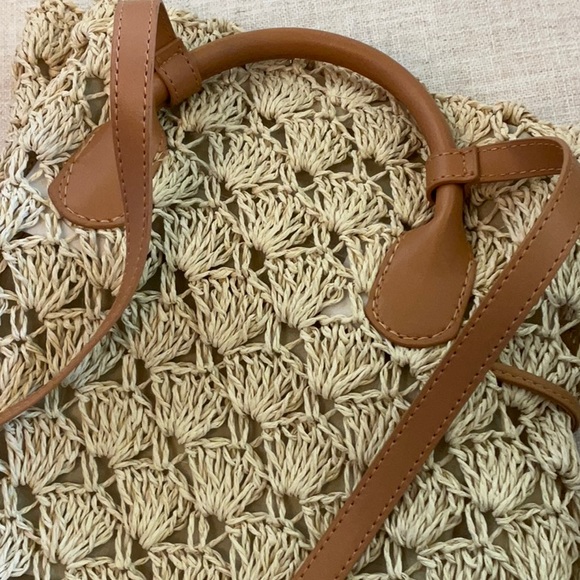 Crochet Backpack - Picture 5 of 6